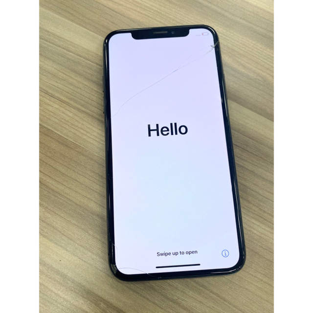 iPhoneSEiPhone X Space Gray 64 GB docomo 表裏割れ