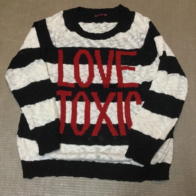 lovetoxic(ラブトキシック)のラブトキシック　セーターＬ レディースのトップス(ニット/セーター)の商品写真