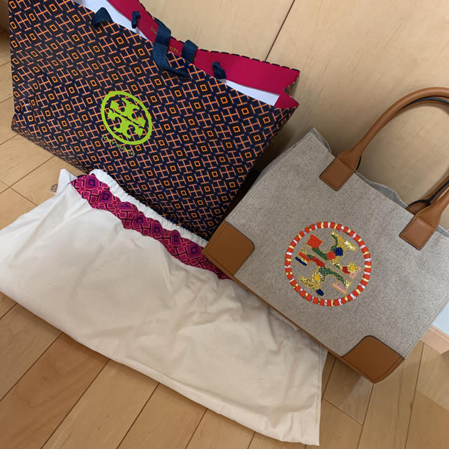 トリーバーチ　ToryBurch ハンドバッグ　新品未使用　タグ保存袋付き