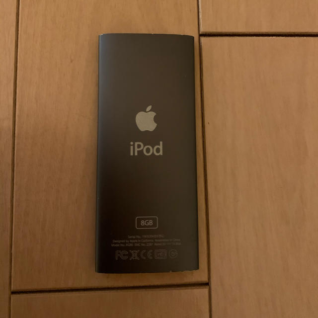 Apple(アップル)の美品　第4世代　iPod nano スマホ/家電/カメラのオーディオ機器(ポータブルプレーヤー)の商品写真