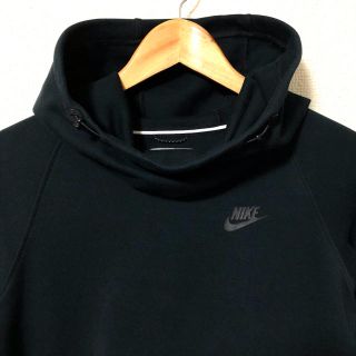 NIKE - 【美品】NIKE〈ナイキ〉ハイネックパーカー＊M＊ブラックの通販 ...