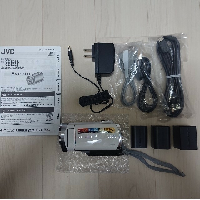 JVC ビデオカメラ Everio JVC ビデオカメラ Everio