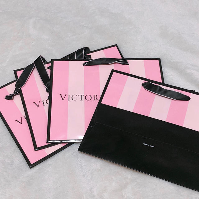 Victoria's Secret(ヴィクトリアズシークレット)のVICTORIA'S SECRET ショップバッグ レディースのバッグ(ショップ袋)の商品写真