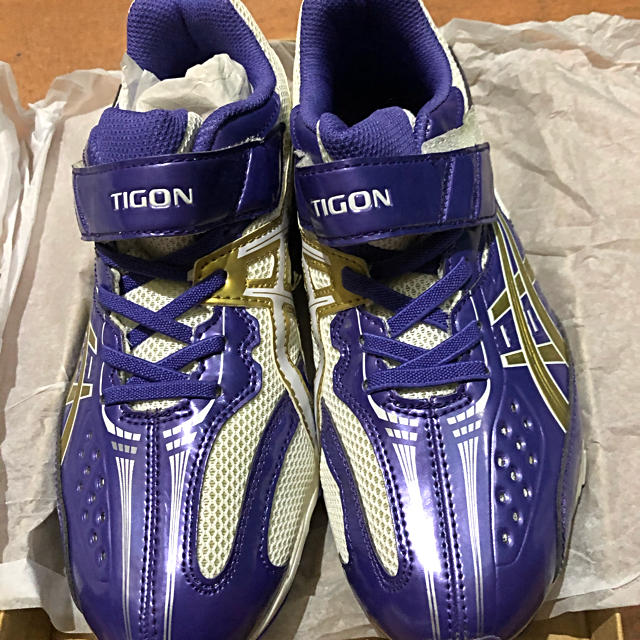 asics(アシックス)の新品未使用　アシックス　TIGON シューズ　スニーカー24.0㌢ スポーツ/アウトドアのランニング(シューズ)の商品写真