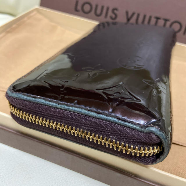 LOUIS VUITTON(ルイヴィトン)の【 LOUIS VUITTON】 ヴェルニ ジッピーウォレット レディースのファッション小物(財布)の商品写真