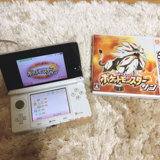 ニンテンドー3DS(ニンテンドー3DS)のしゅー628様　専用　ニンテンドー3ds ポケモンサン(携帯用ゲーム機本体)