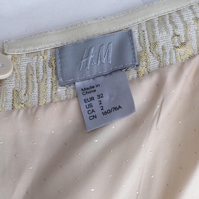 H&M(エイチアンドエム)のH&Mのベアトップドレス レディースのフォーマル/ドレス(ミニドレス)の商品写真