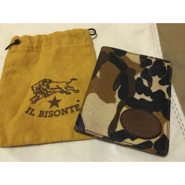 IL BISONTE(イルビゾンテ)のイルビゾンテ 正規品 パスケース 定期入 カモ柄 迷彩柄 カード入れ メンズのファッション小物(名刺入れ/定期入れ)の商品写真