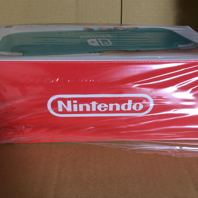 大得価新作 Nintendo Switch - 新品 未使用 ニンテンドー スイッチライト switch liteの通販 by goro20's shop|ニンテンドースイッチならラクマ 爆買い安い