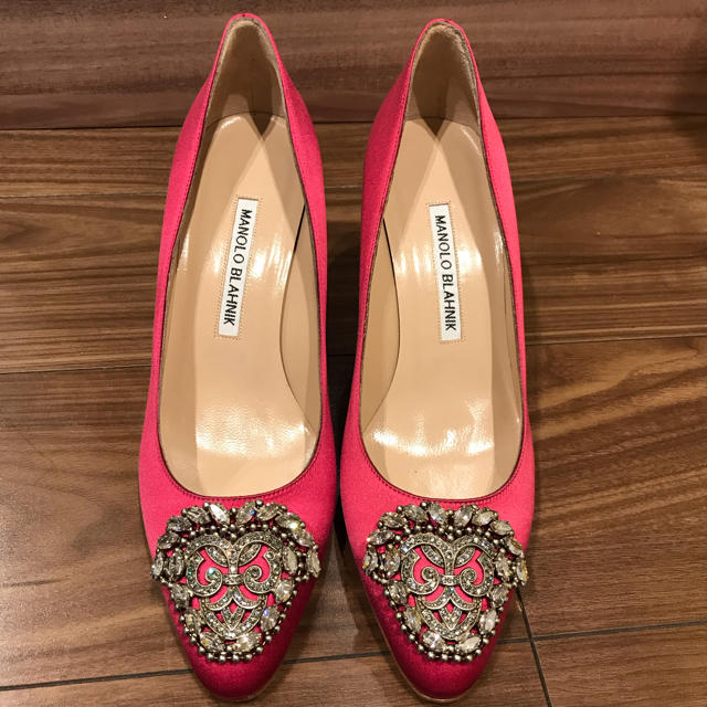 売れ筋新商品 ☆新品未使用☆マノロブラニク - BLAHNIK MANOLO okkava