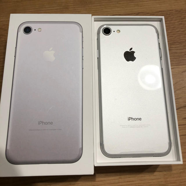 iPhone 7 32GB au SIMロック解除済