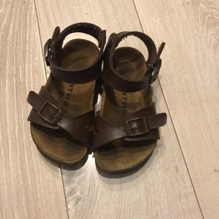 ビルケンシュトック(BIRKENSTOCK)のビルケンシュトック サンダル キッズ　tatami(サンダル)