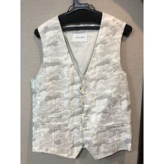 ザラ(ZARA)の🌟新品🌟　ZARA MAN  ベスト(ベスト)