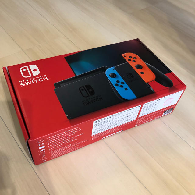 Nintendo Switch(ニンテンドースイッチ)の任天堂　スイッチ　ネオン エンタメ/ホビーのゲームソフト/ゲーム機本体(家庭用ゲーム機本体)の商品写真