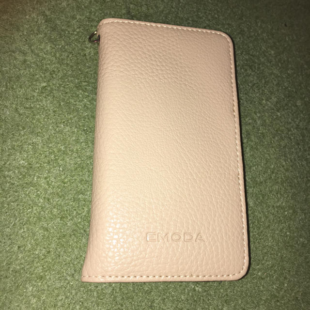 EMODA(エモダ)のIphone6(6s)ケース スマホ/家電/カメラのスマホアクセサリー(モバイルケース/カバー)の商品写真