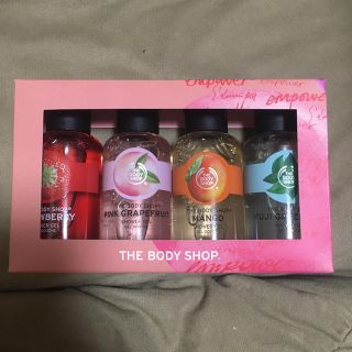 ザボディショップ(THE BODY SHOP)のザ　ボディショップ　シャワージェルセット(ボディソープ/石鹸)