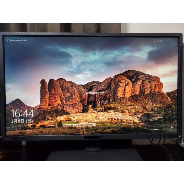 ディスプレイほぼ新品 BenQ 32インチ 4K IPS デザイナー向け PD3200U