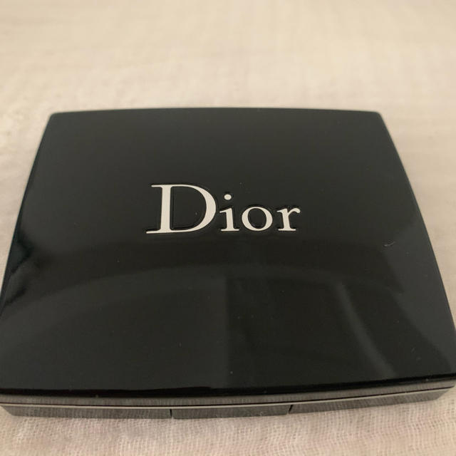 Dior アイシャドウサンククルール　グロウバイブス　2020スプリング限定品