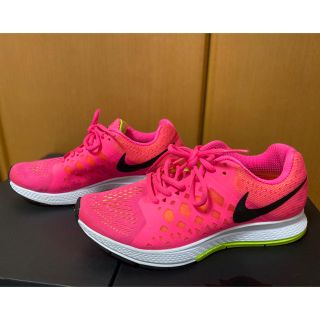 ナイキ(NIKE)のNEKAさま✿︎ 専用　NIKE ナイキ エアズームペガサス23.5cm(スニーカー)