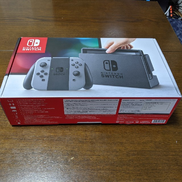 Nintendo Switch(ニンテンドースイッチ)のNintendo Switch JOY-CON グレー 本体  HAC-S-KA エンタメ/ホビーのゲームソフト/ゲーム機本体(家庭用ゲーム機本体)の商品写真