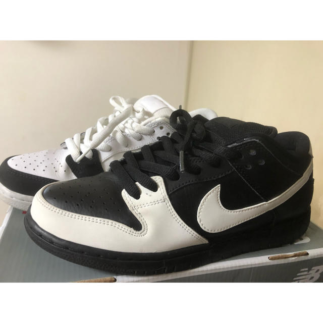 靴/シューズNIKE DUNK LOW PREMIUM SB YIN YANG 陰陽