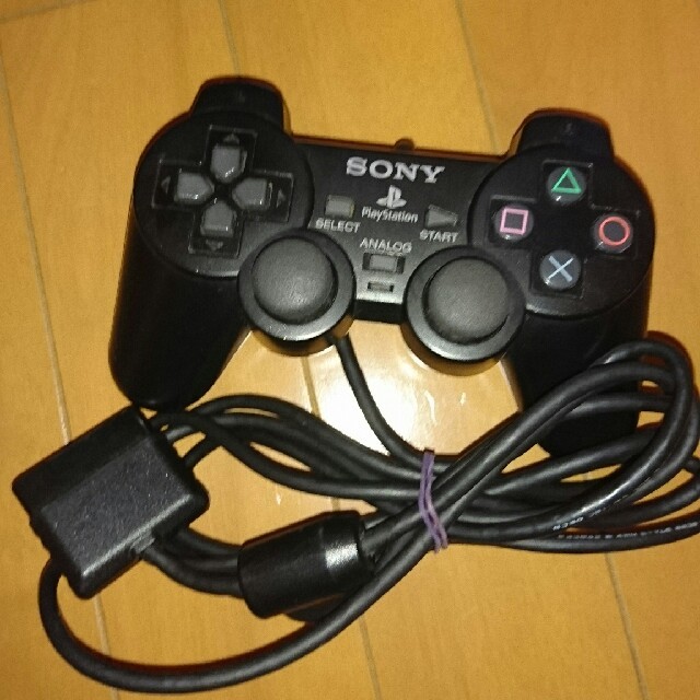 PlayStation2(プレイステーション2)のPS2 プレステ2 エンタメ/ホビーのゲームソフト/ゲーム機本体(家庭用ゲーム機本体)の商品写真