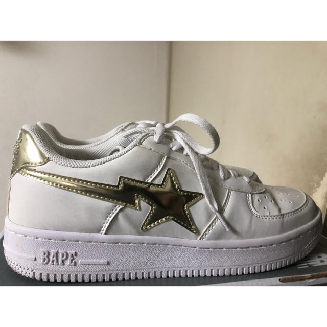 A BATHING APE(アベイシングエイプ)のAPE BAPESTA 白×銀 US8.5 美品 メンズの靴/シューズ(スニーカー)の商品写真