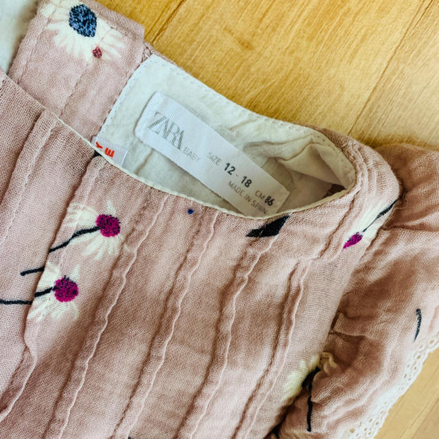 ZARA KIDS(ザラキッズ)の美品　ZARA baby ペールピンクワンピース　コットンガーゼ　12-18m キッズ/ベビー/マタニティのベビー服(~85cm)(ワンピース)の商品写真