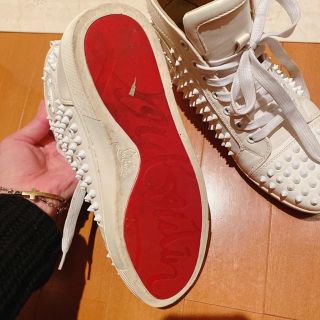 Christian Louboutin - ルブタン風 スタッズスニーカー 白の通販 by