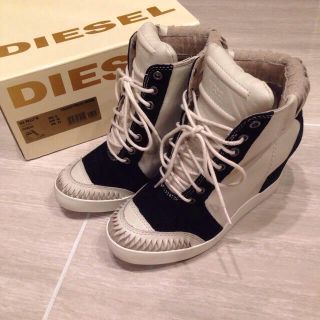 ディーゼル(DIESEL)のインヒールスニーカー ブーツ(スニーカー)