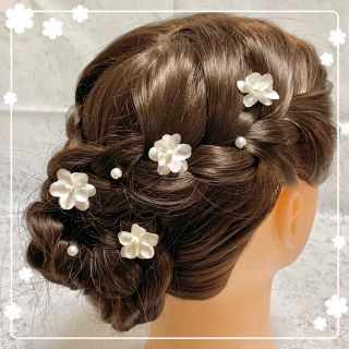 ホワイト 小花 ❤︎ パールピン ❤︎ Uピン 7本セット(ヘアピン)