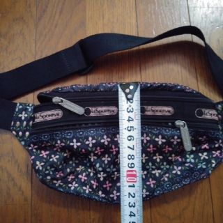 レスポートサック(LeSportsac)のLeSportsacのウエストポーチ(ボディバッグ/ウエストポーチ)