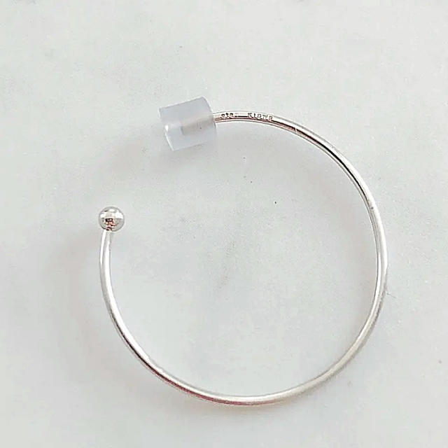 ete(エテ)の美品 ete エテ K18WG フープピアス レディースのアクセサリー(ピアス)の商品写真