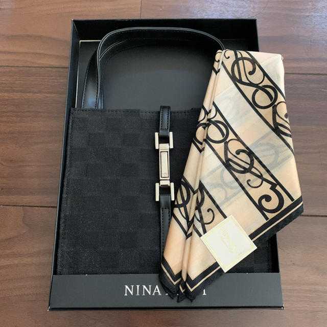 NINA RICCI(ニナリッチ)のNINA RICCI  バッグ&スカーフ レディースのバッグ(ハンドバッグ)の商品写真