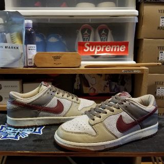 ナイキ(NIKE)の超美品　NIKE　DUNK LOW
LIGHT BONE　ナイキ　ダンク　ロー(スニーカー)