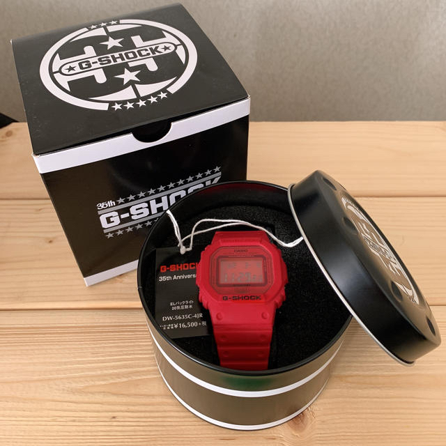 G-SHOCK(ジーショック)のG-SHOCK 35th Anniversary RED OUT メンズの時計(腕時計(デジタル))の商品写真