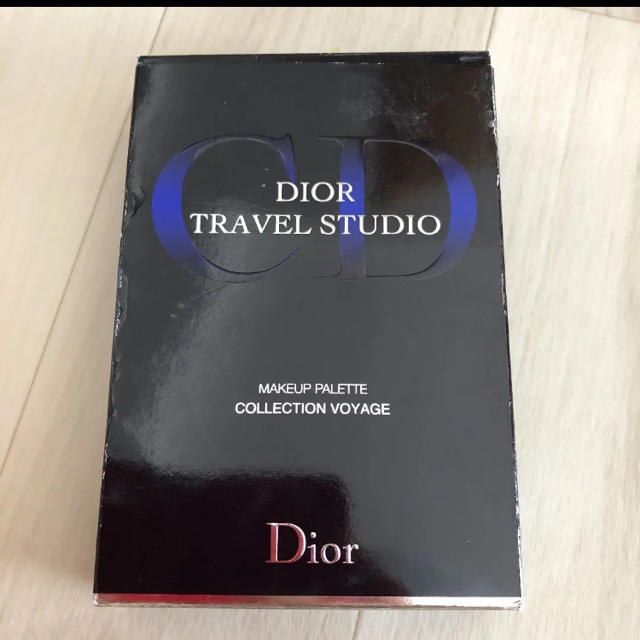 Dior メイクパレット　トラベルスタジオ