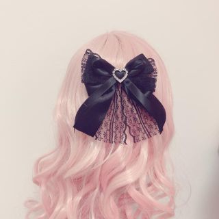 るみなさま ゴスロリ ヘアアクセサリー 黒猫さんのfavoriteリボン(バレッタ/ヘアクリップ)