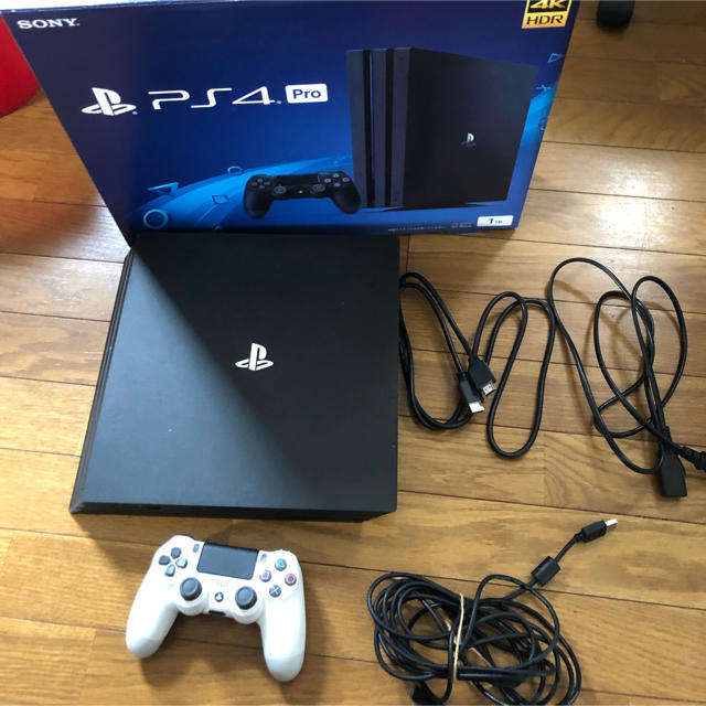 SONY PlayStation4 Pro 本体  CUH-7000BB01