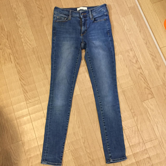 GAP(ギャップ)のスキニーデニム レディースのパンツ(デニム/ジーンズ)の商品写真