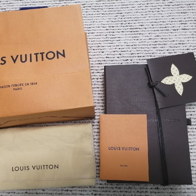 LOUIS モノグラム louis vuittonの通販 by show shop｜ルイヴィトンならラクマ VUITTON - 値下げ! ルイヴィトン 財布 好評大得価