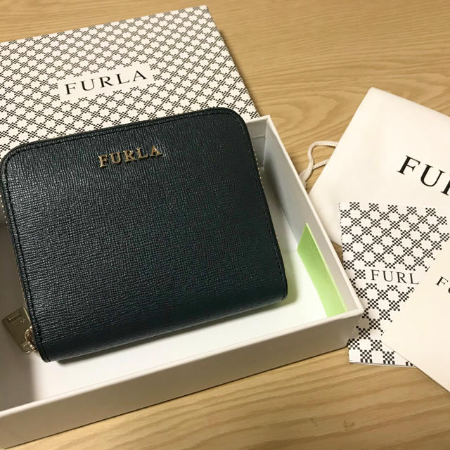 Furla(フルラ)の【値下げ】フルラ　FURLA 二つ折り　ミニ　財布 レディースのファッション小物(財布)の商品写真