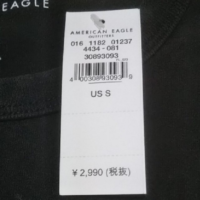 American Eagle(アメリカンイーグル)の【新品】アメリカンイーグル 長袖Tシャツ Sサイズ  メンズのトップス(Tシャツ/カットソー(七分/長袖))の商品写真