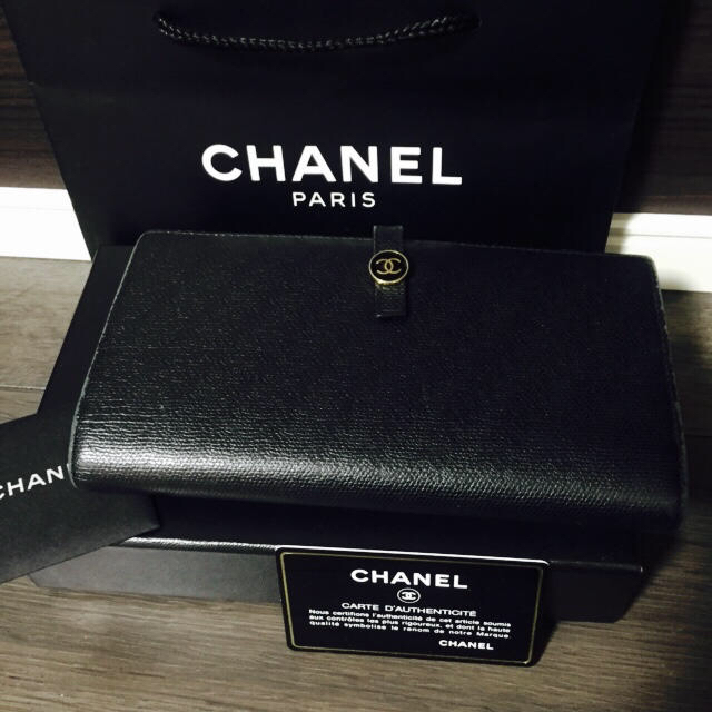 CHANEL(シャネル)のCHANEL ♡ 長財布 ブラック レディースのファッション小物(財布)の商品写真