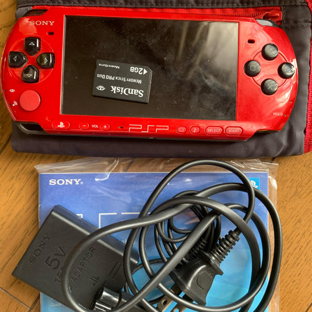 PlayStation Portable(プレイステーションポータブル)のPSP-3000 エンタメ/ホビーのゲームソフト/ゲーム機本体(携帯用ゲーム機本体)の商品写真