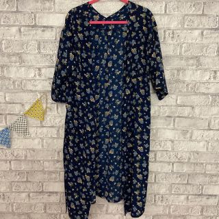 ダブルクローゼット(w closet)の新品同様♥︎wcloset♥︎花柄カーディガン♥︎(カーディガン)