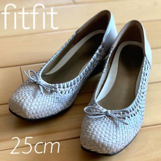 フィットフィット(fitfit)の《お値下げ》fitfit メッシュパンプス シルバー×ホワイト 25cm(ハイヒール/パンプス)