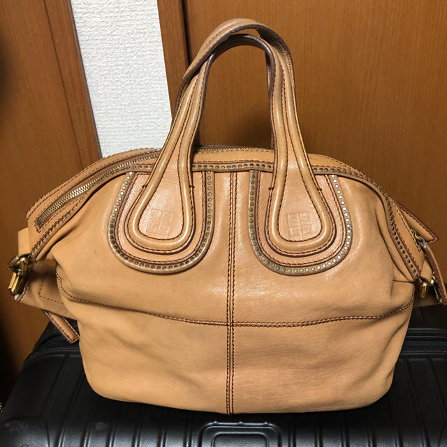 ジバンシィ ナイチンゲール 星スタッズ レディース レザー