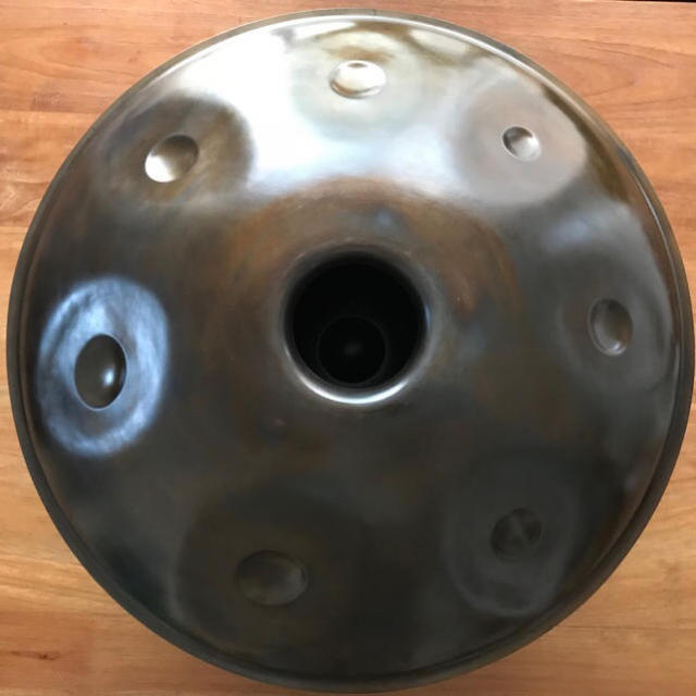 田舎侍様専用　keyra handpan ハンドパン　ケース&ケアオイル付き 楽器の楽器 その他(その他)の商品写真