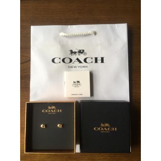 コーチ(COACH)のコーチ　ピアス　新品　未使用(ピアス)